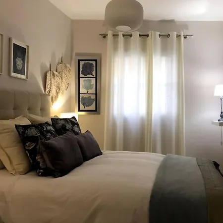 Refugio De Estilo Y Tranquilidad En De Membrillosuites Apartment